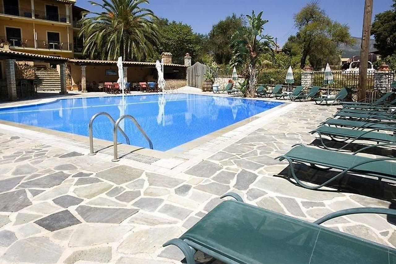 Yannis Servos Barbati Apartments Luaran gambar